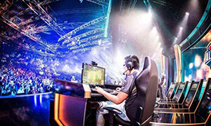 ��Ӹ�(j��ng)���\(y��n)��(d��ng)�c����