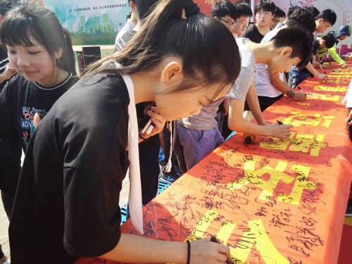 1526459701877838.jpg 1526459701877838.jpg