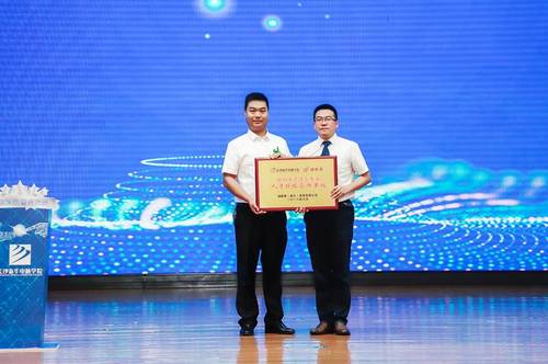 1528283779476683.jpg 1528283779476683.jpg