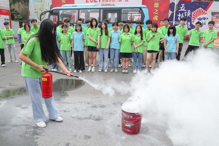 1624765555810607.jpg 1624765555810607.jpg