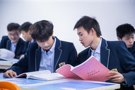 1680851661311330.jpg AQ6I9862.jpg