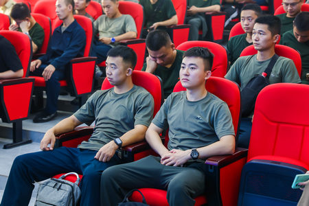 1695354211435232.jpg ES7A8580.jpg