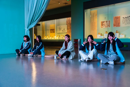 1741051200313947.jpg ES7A5895.jpg