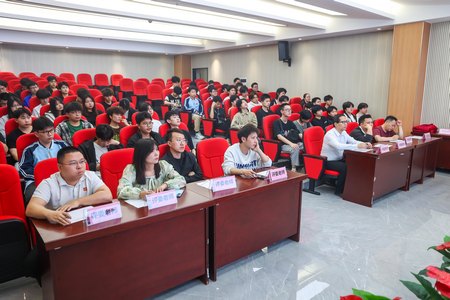 1745893195105716.jpg ES7A0827.jpg