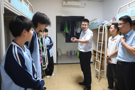 1748416409134909.jpg ES7A2775.jpg