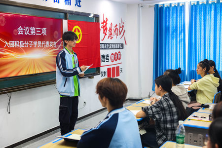 1760950509700039.jpg ES7A4135.jpg